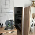 Neuf 150m Sur Avenue Principale Climatise Et Parking * Cavalaire-sur-Mer
